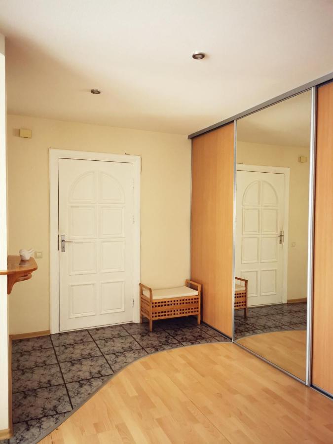 Amber Apartment Liepaja Luaran gambar